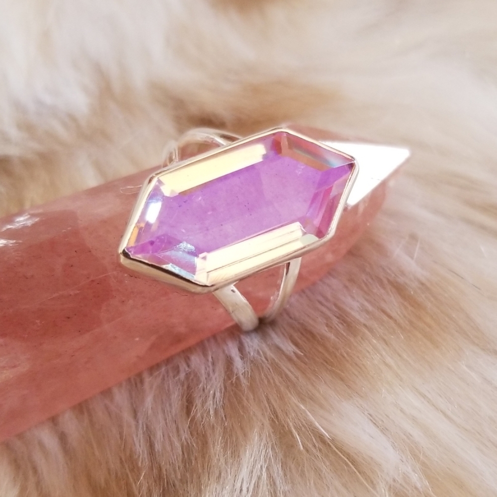 💐Stunning Moonglow Magic Fire Topaz Ring size 6